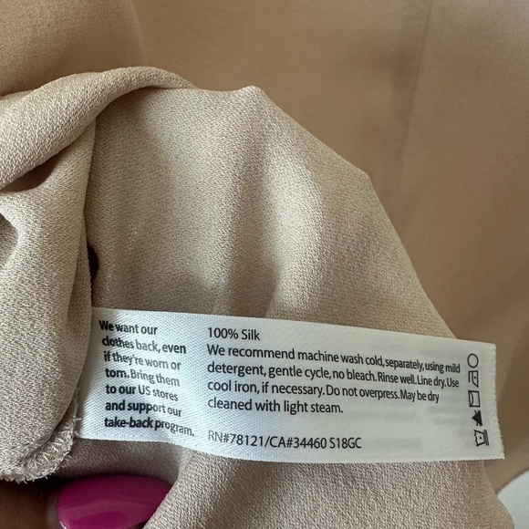 Eileen Fisher 100% Silk Scoop Neck Tank in Tope Size XS - Picture 4 of 4